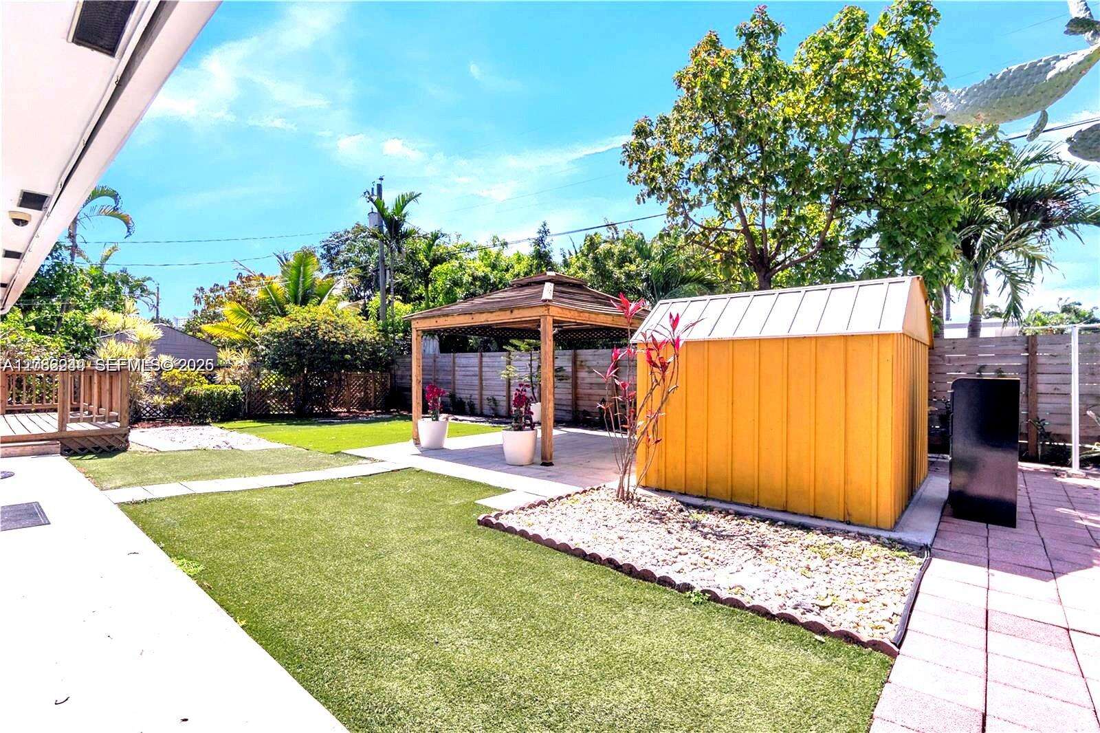 806 4th St, Hallandale Beach, FL 33009 - For Sale photo 27