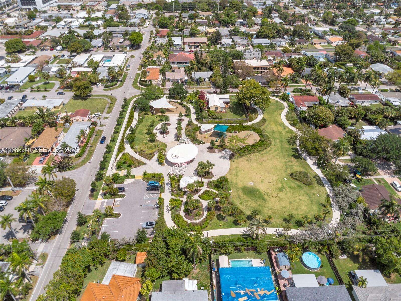 806 4th St, Hallandale Beach, FL 33009 - For Sale photo 31