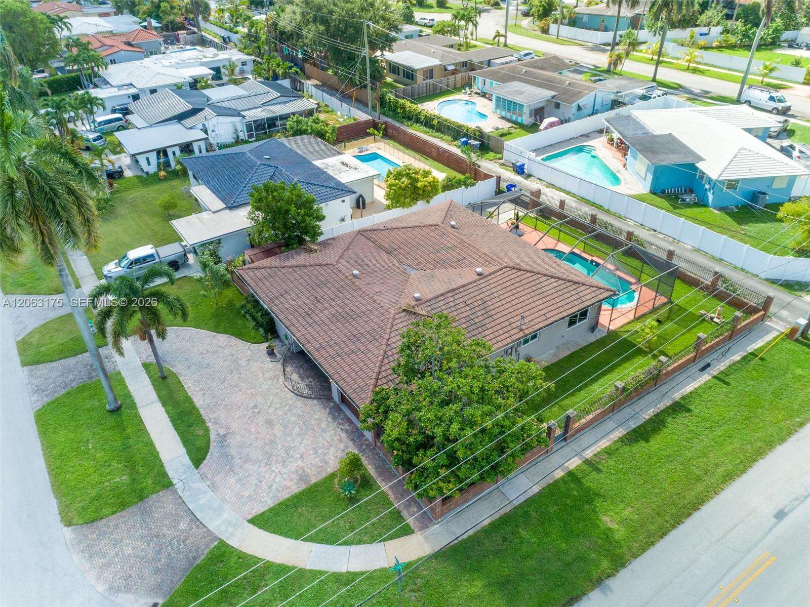 3134 Pierce St, Hollywood, FL 33021 - For Sale photo 2