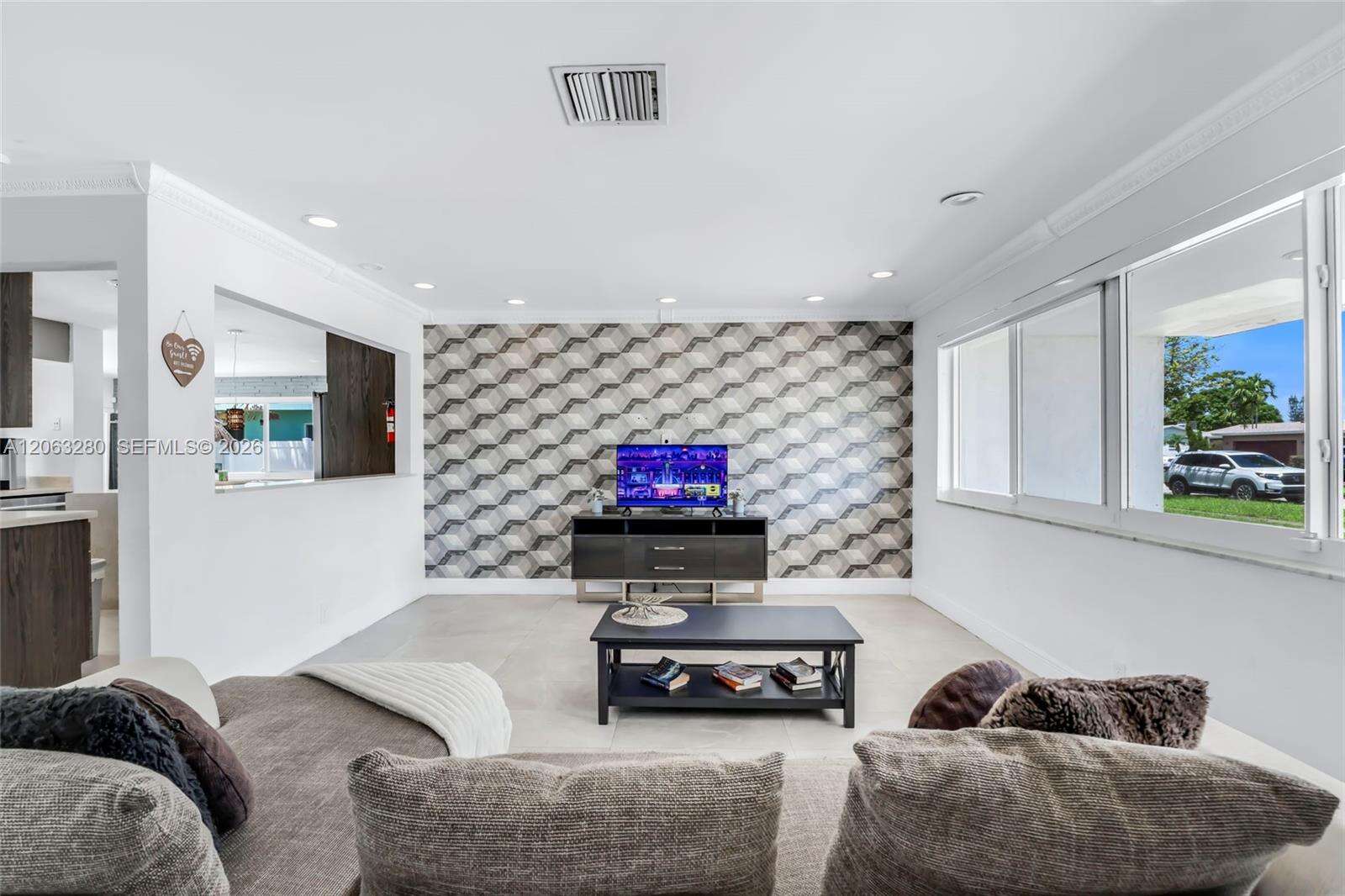 5424 Garfield St, Hollywood, FL 33021 - For Sale photo 12