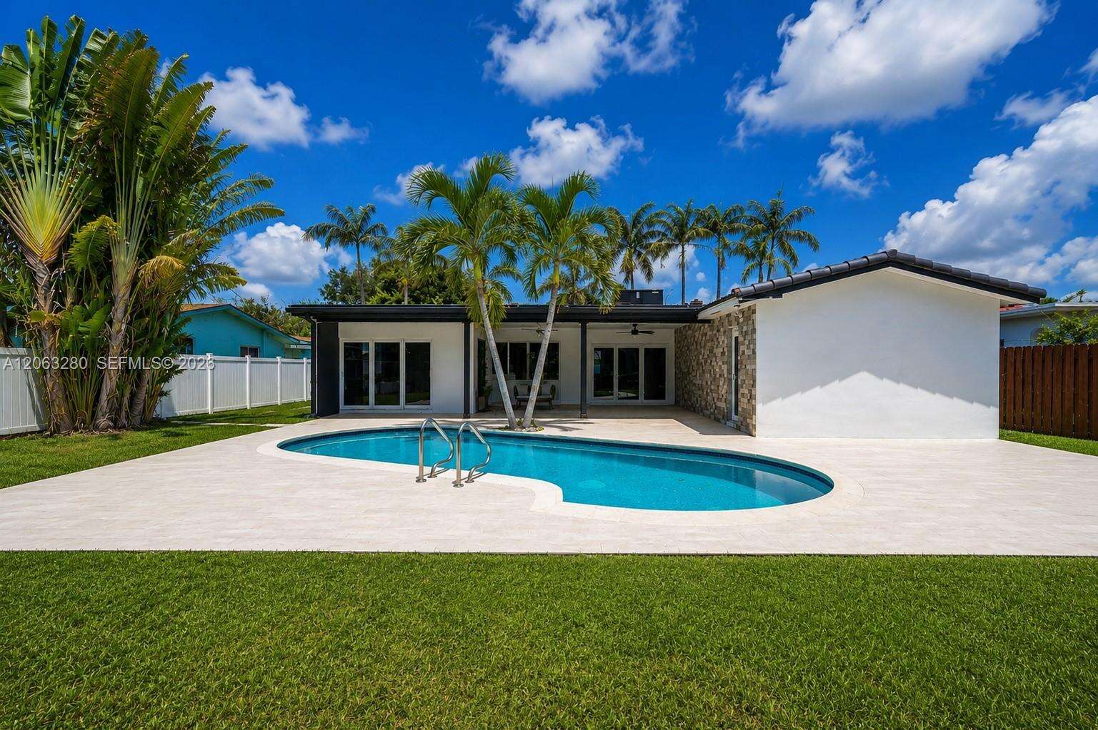 5424 Garfield St, Hollywood, FL 33021 - For Sale photo 4