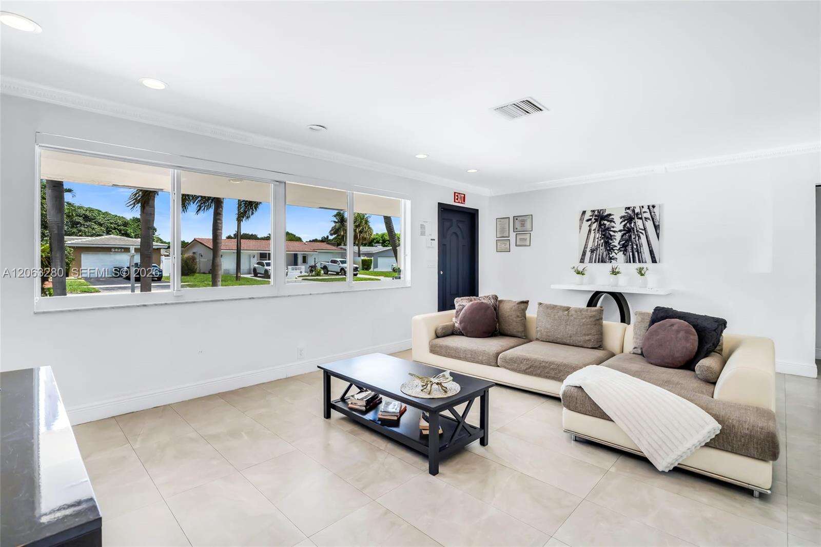 5424 Garfield St, Hollywood, FL 33021 - For Sale photo 10