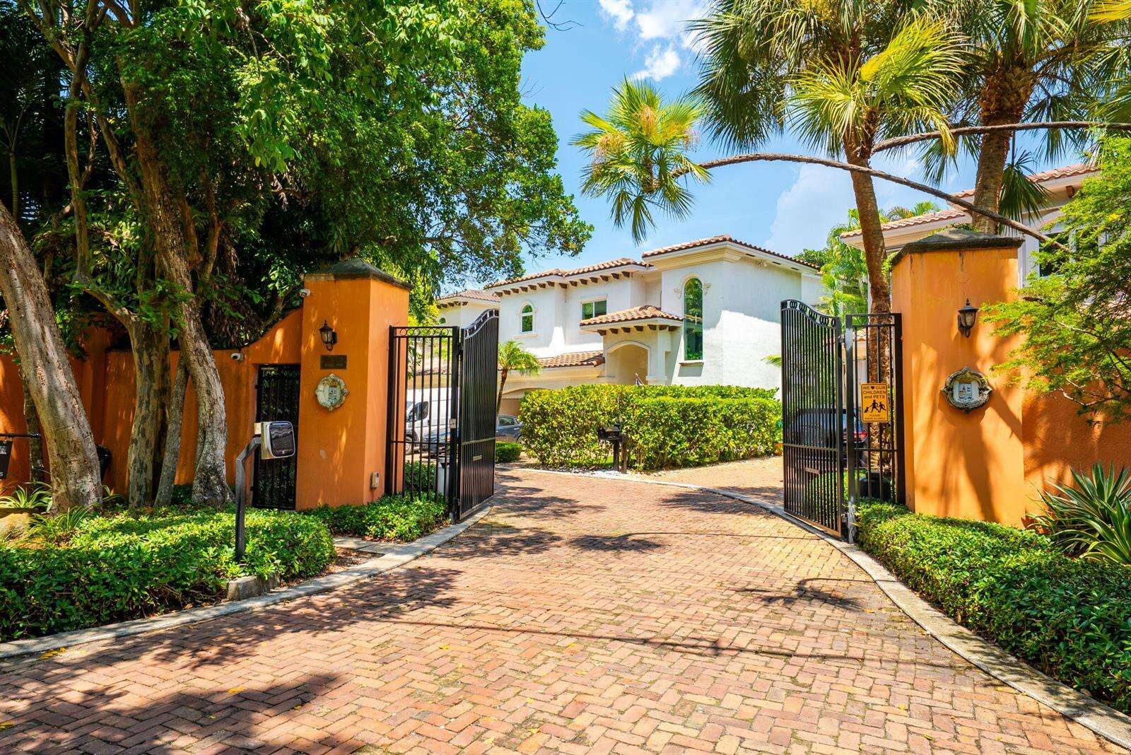 2765 Brickell, Miami, FL 33129 - For Sale photo 43