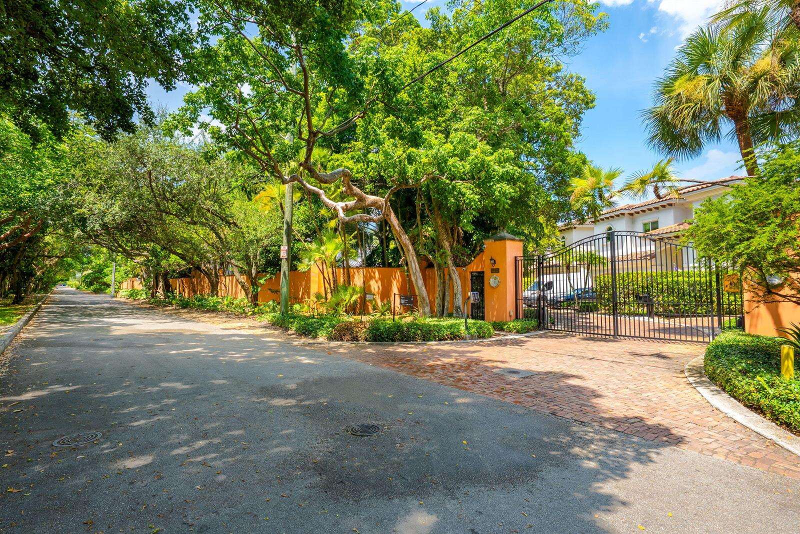 2765 Brickell, Miami, FL 33129 - For Sale photo 44