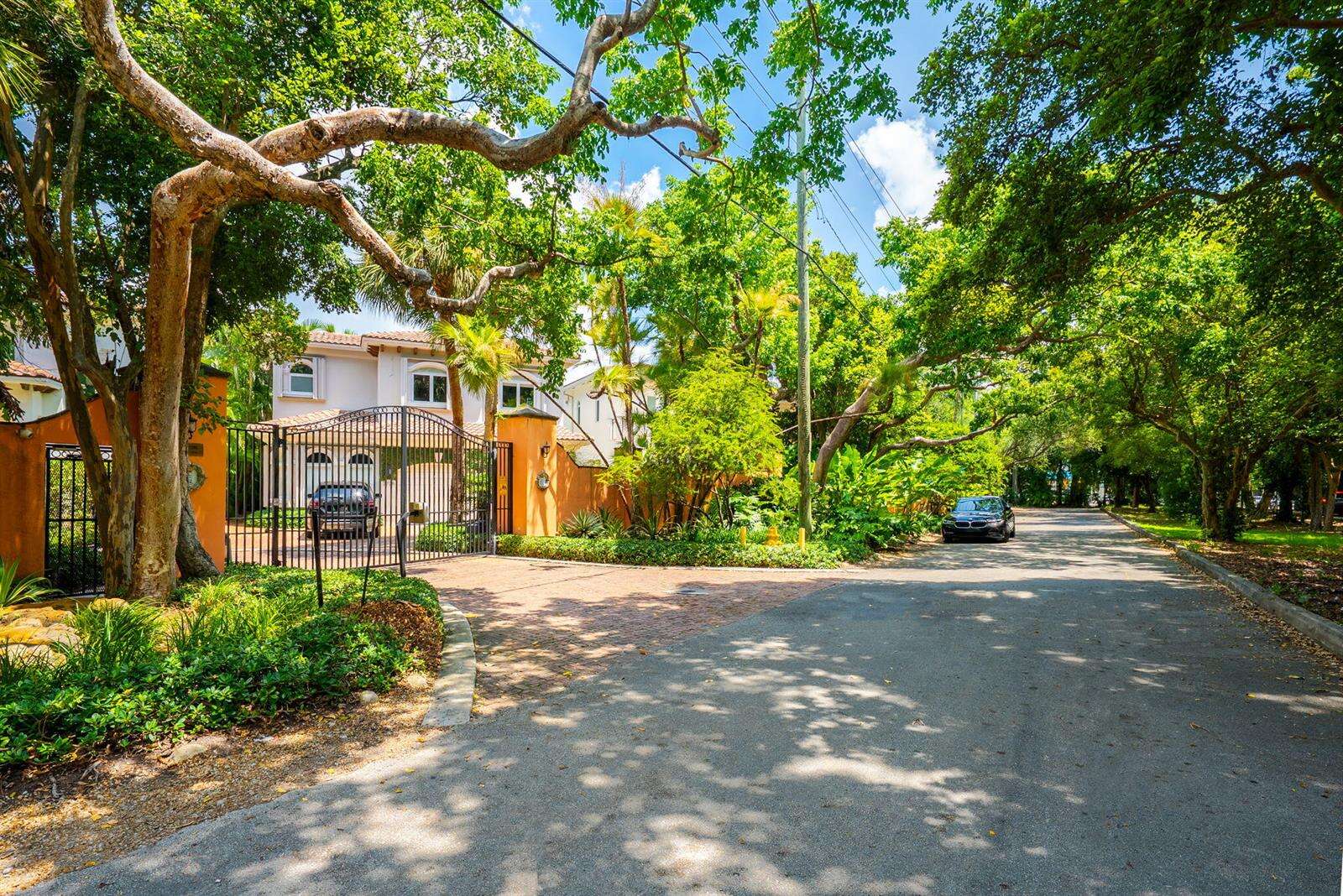 2765 Brickell, Miami, FL 33129 - For Sale photo 45