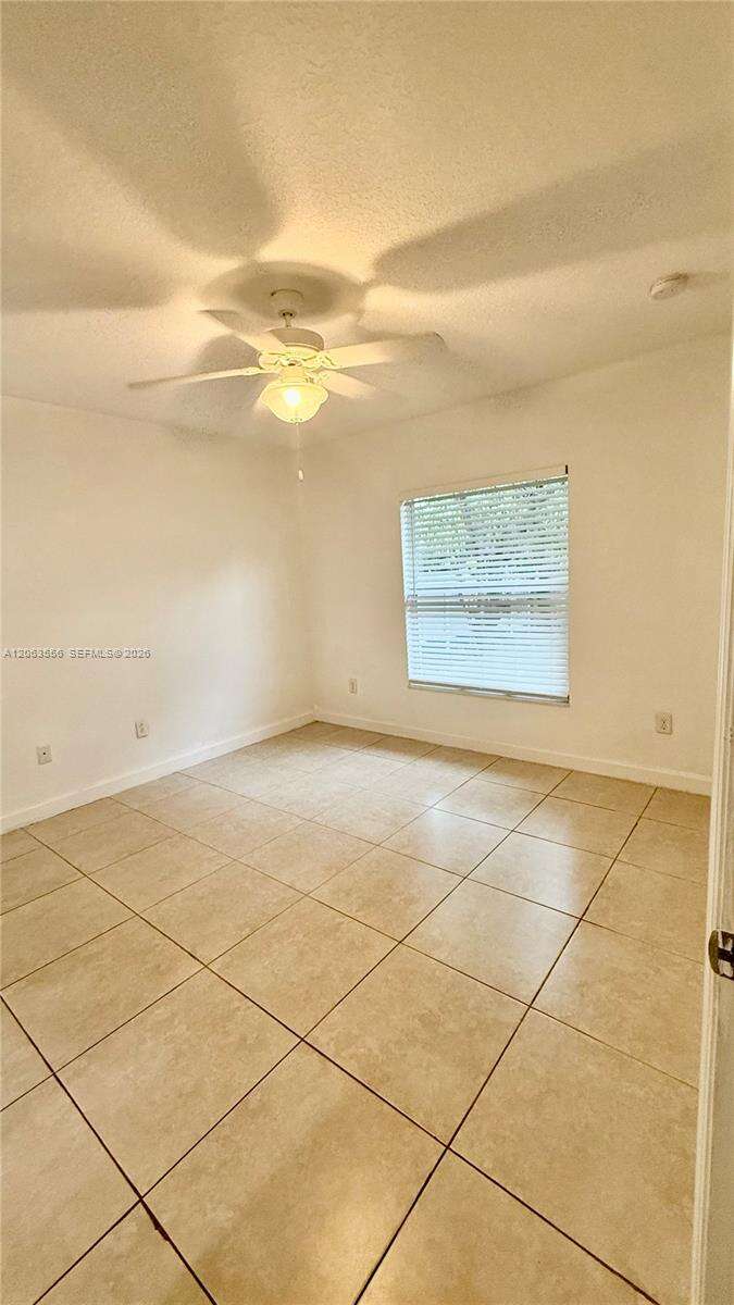 1018 Foster Rd, Hallandale Beach, FL 33009 - For Sale photo 14