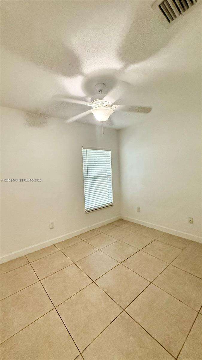 1018 Foster Rd, Hallandale Beach, FL 33009 - For Sale photo 15