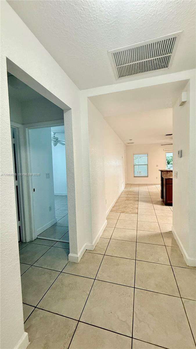1018 Foster Rd, Hallandale Beach, FL 33009 - For Sale photo 4
