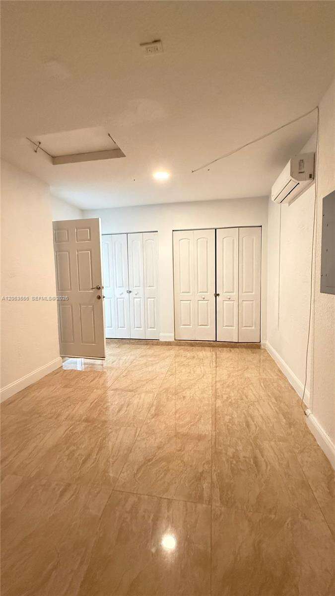 1018 Foster Rd, Hallandale Beach, FL 33009 - For Sale photo 6