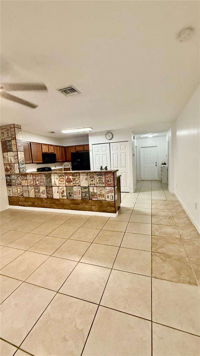 1018 Foster Rd, Hallandale Beach, FL 33009 - For Sale photo 10