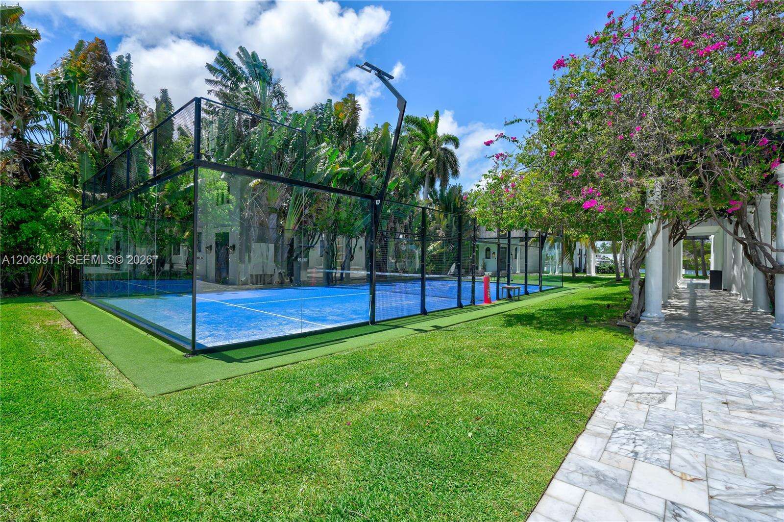 900 Northlake Dr, Hollywood, FL 33019 - For Sale photo 16