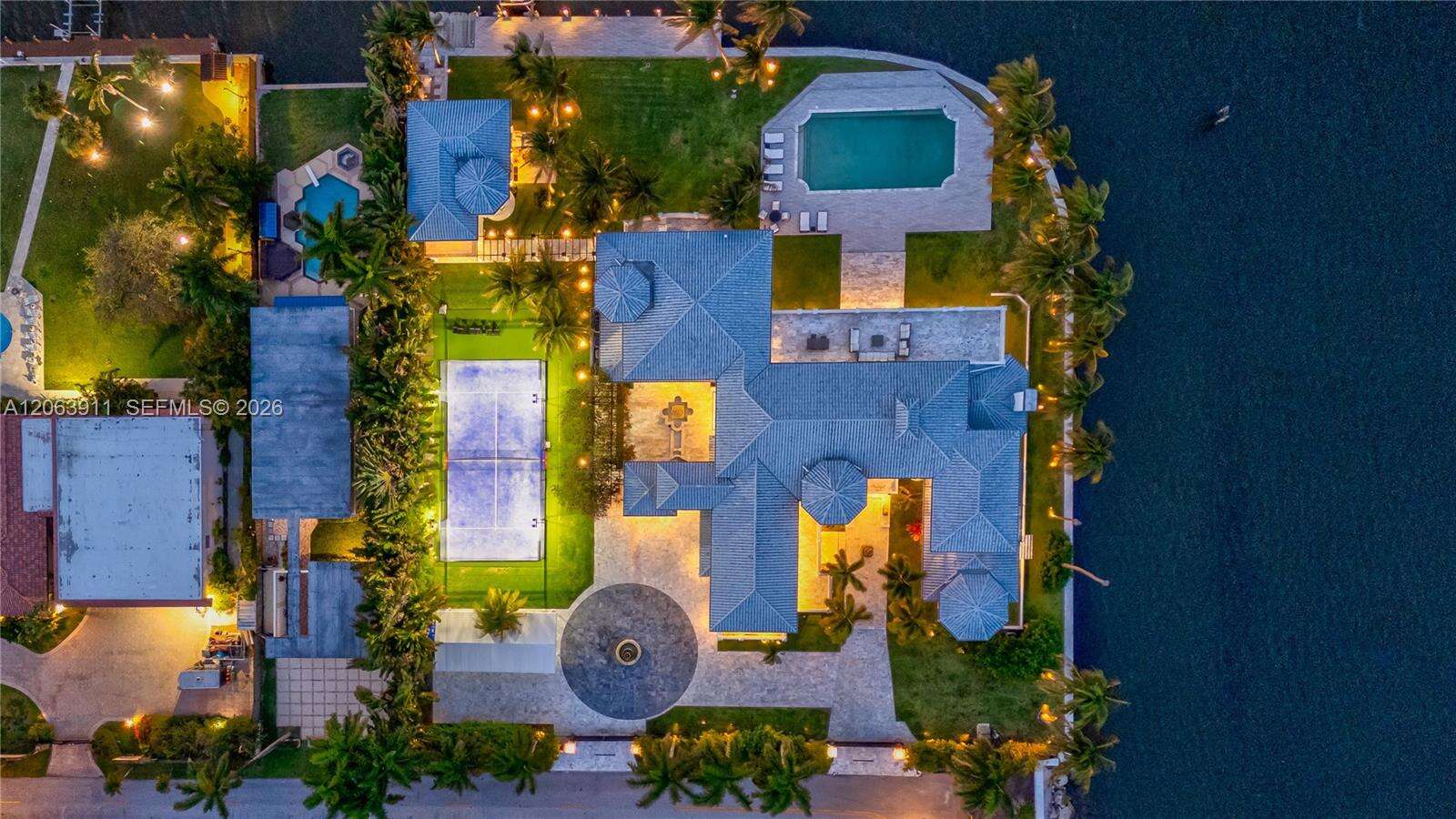 900 Northlake Dr, Hollywood, FL 33019 - For Sale photo 7