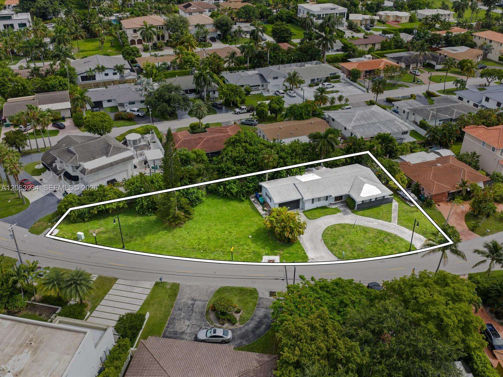 301 186th St, Sunny Isles Beach, FL 33160 - For Sale photo 1