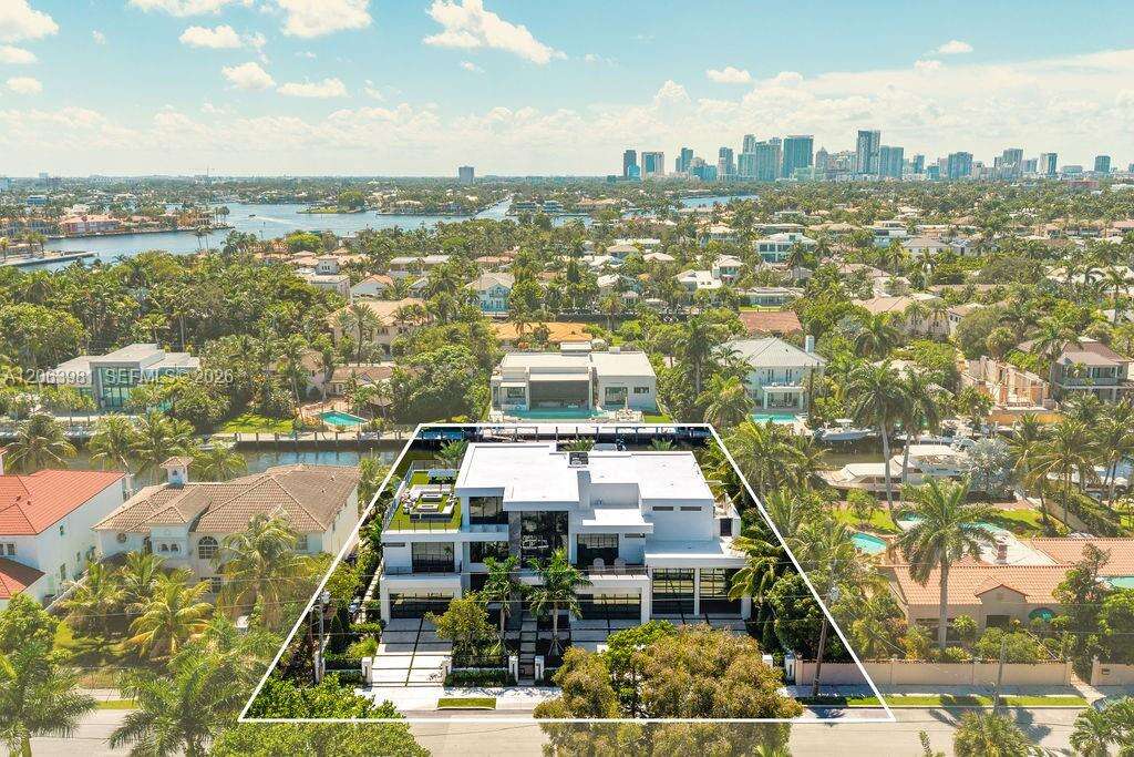 725 Poinciana Dr, Fort Lauderdale, FL 33301 - For Sale photo 3