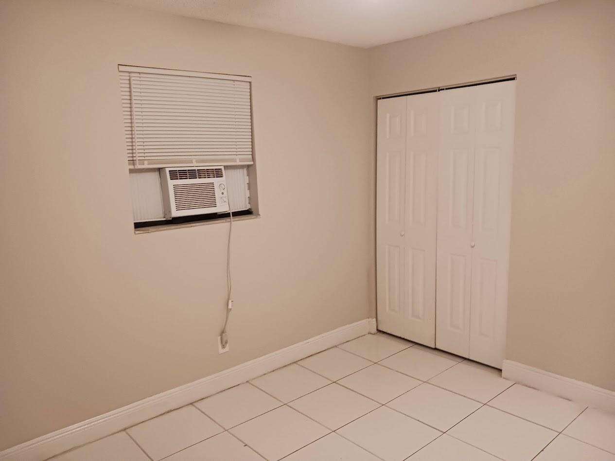 708 6th, Hallandale Beach, FL 33009 - For Sale photo 5