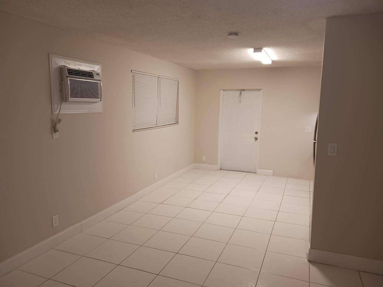 708 6th, Hallandale Beach, FL 33009 - For Sale photo 7