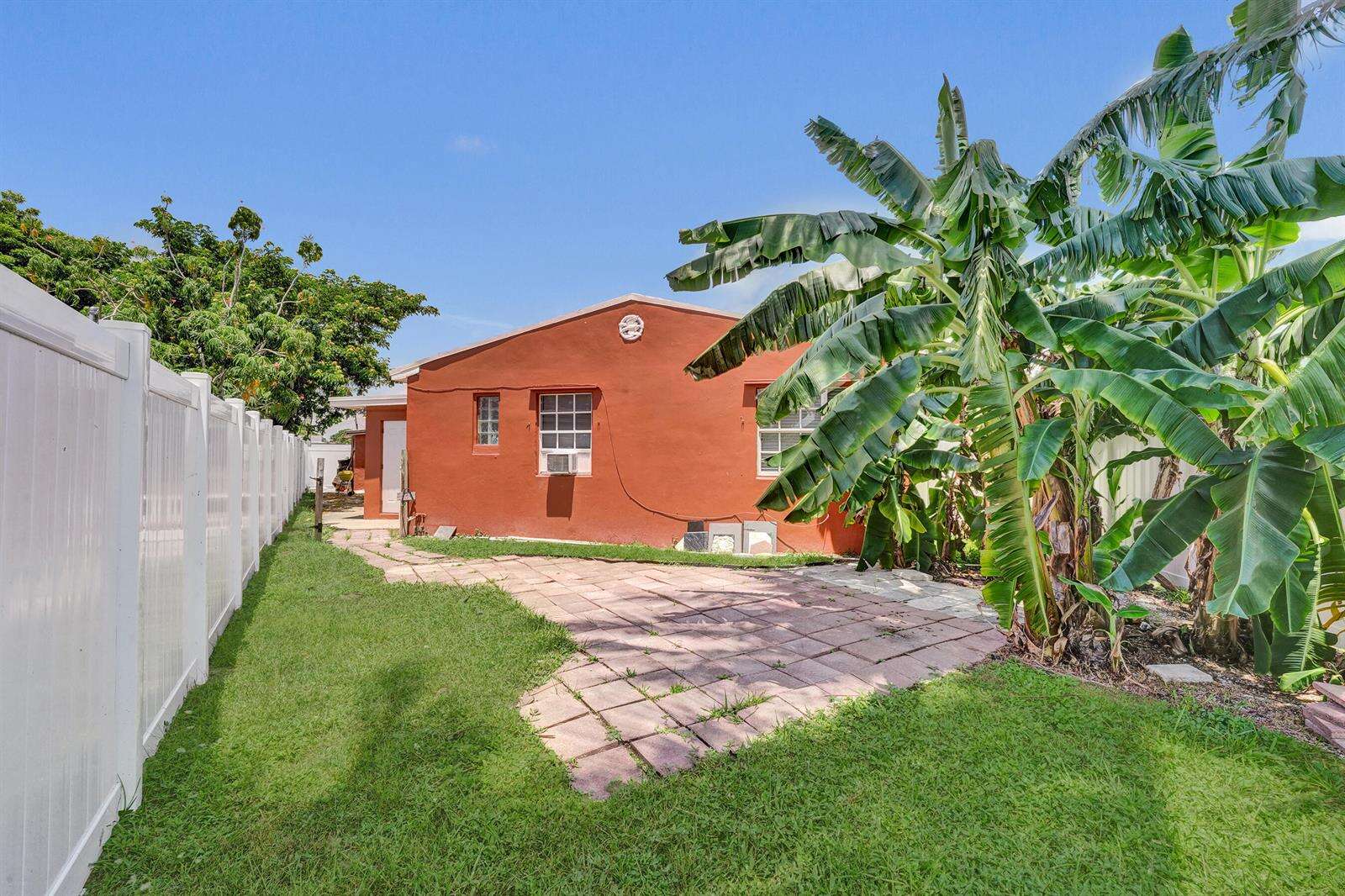 1302 23rd, Hollywood, FL 33020 - For Sale photo 14