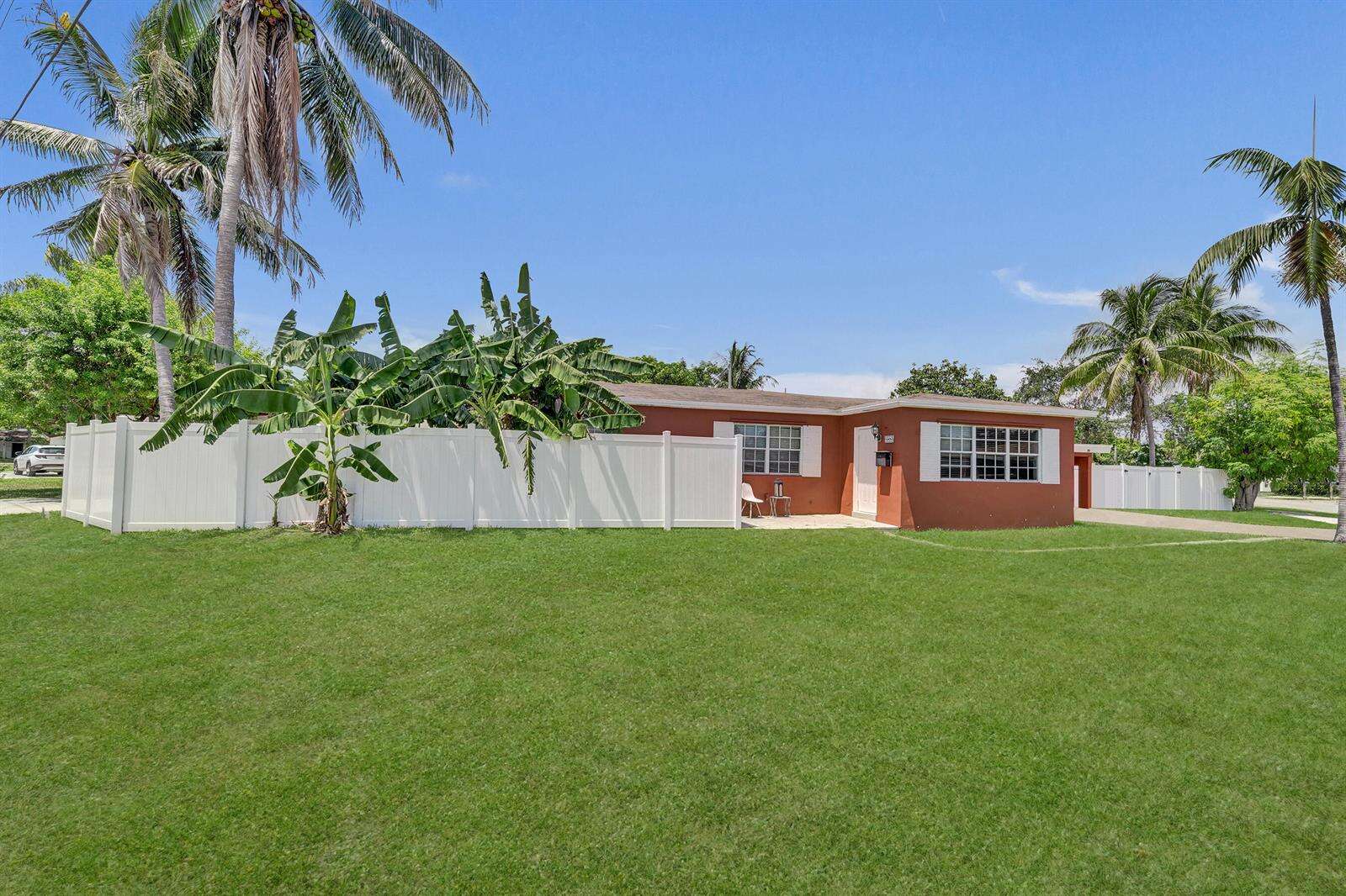 1302 23rd, Hollywood, FL 33020 - For Sale photo 17