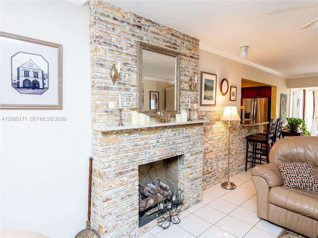 939 Washington St, Hollywood, FL 33019 - For Sale photo 7