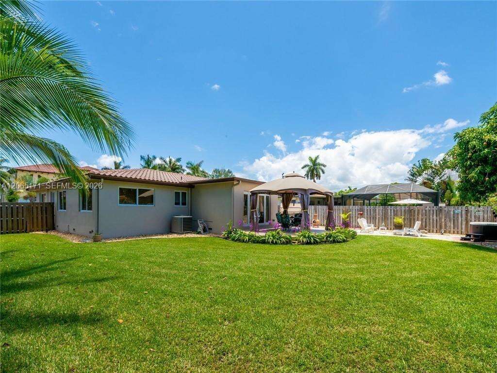 939 Washington St, Hollywood, FL 33019 - For Sale photo 8