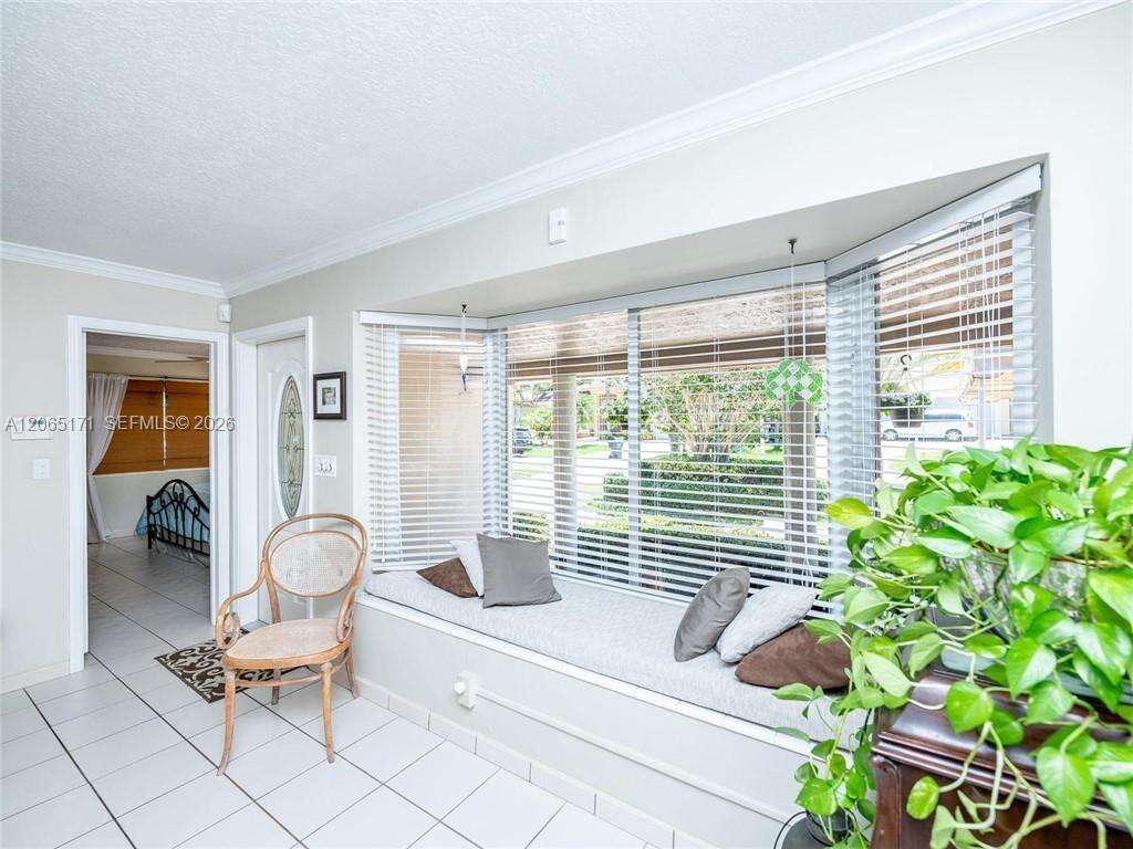 939 Washington St, Hollywood, FL 33019 - For Sale photo 9
