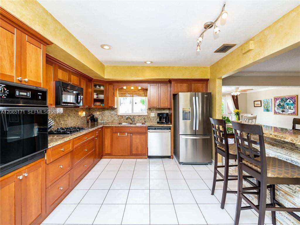 939 Washington St, Hollywood, FL 33019 - For Sale photo 10