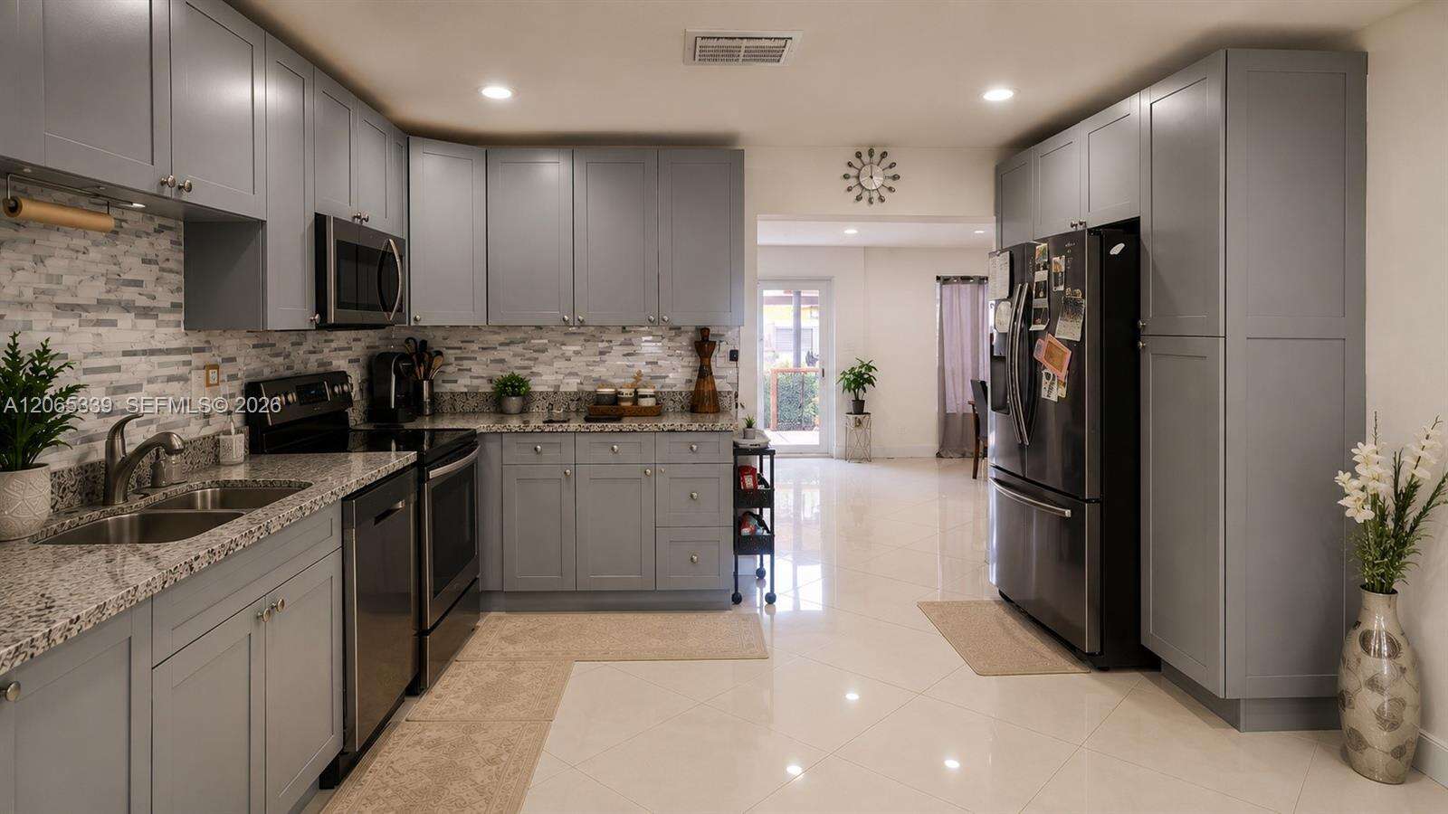 2642 Sheridan St, Hollywood, FL 33020 - Pending Sale photo 8