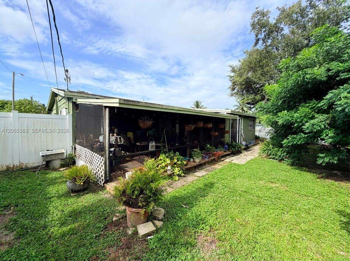 6831 Farragut St, Hollywood, FL 33024 - For Sale photo 14
