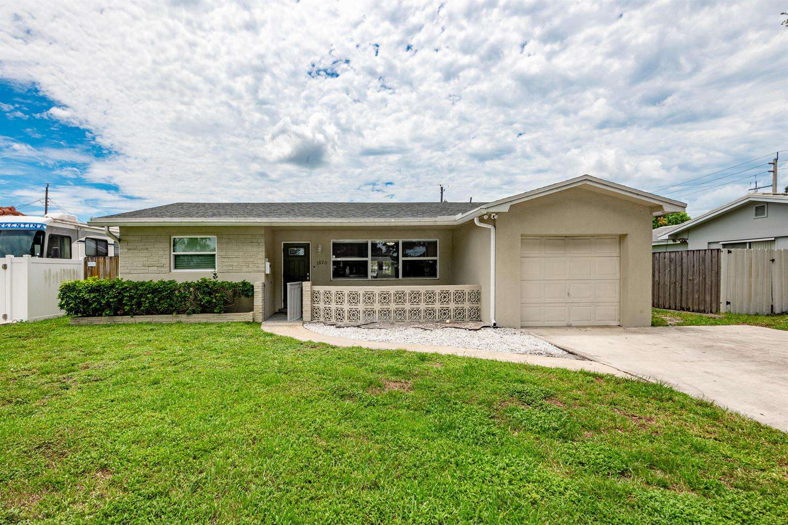 1820 46th, Hollywood, FL 33021 - For Sale photo 1