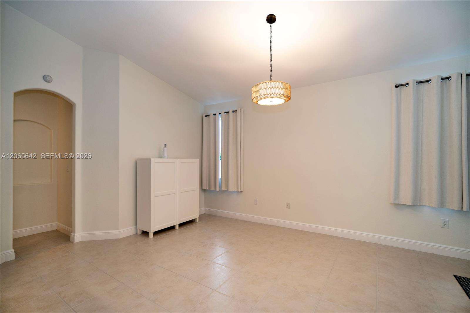 2823 Poinciana Cir, Cooper City, FL 33026 - For Sale photo 5