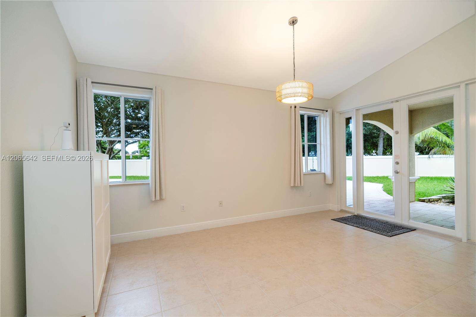 2823 Poinciana Cir, Cooper City, FL 33026 - For Sale photo 9