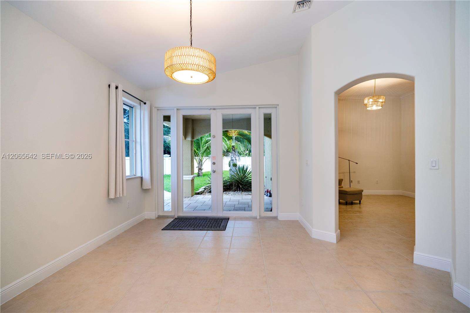 2823 Poinciana Cir, Cooper City, FL 33026 - For Sale photo 10