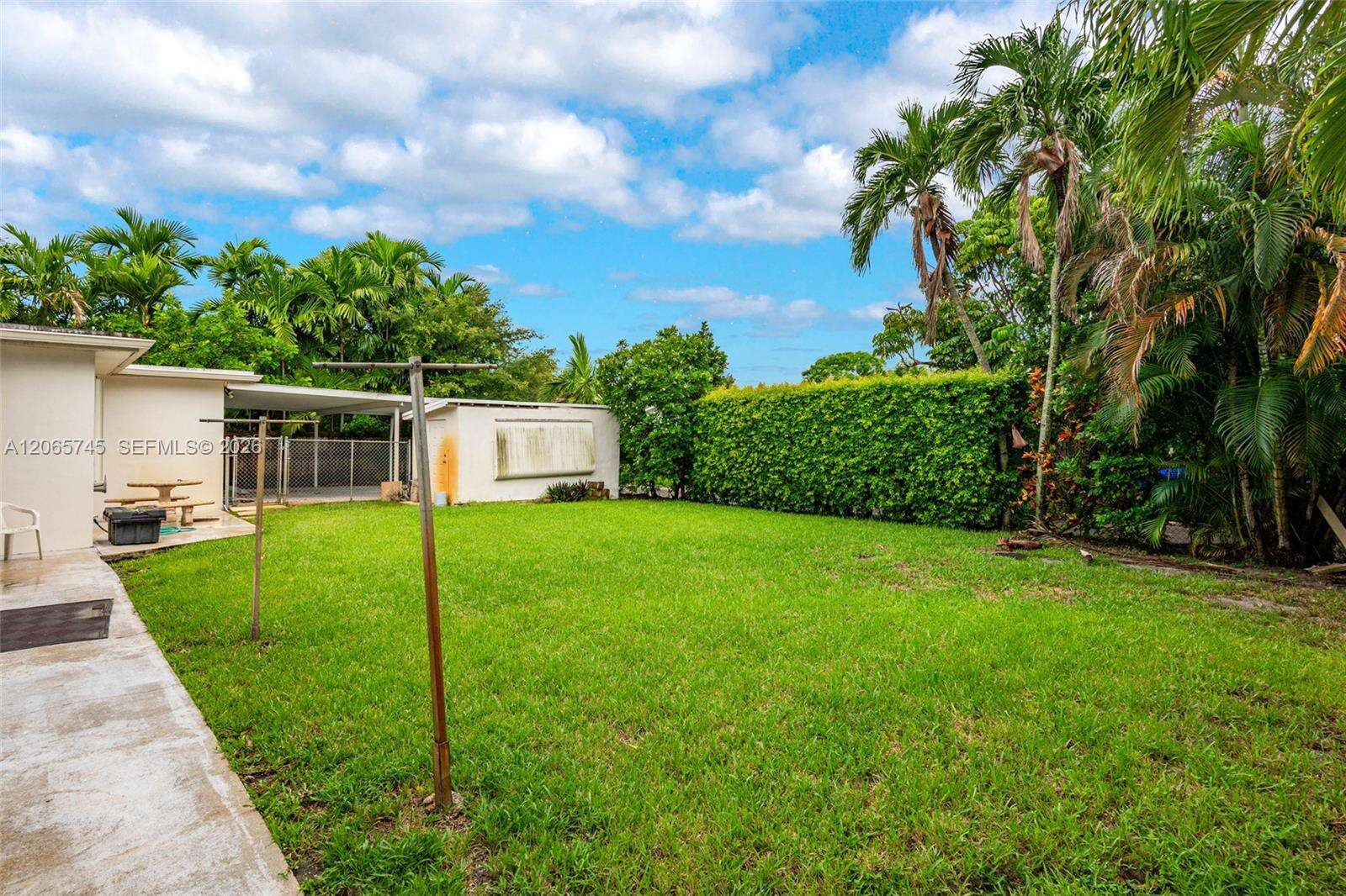 5013 Arthur St, Hollywood, FL 33021 - For Sale photo 4