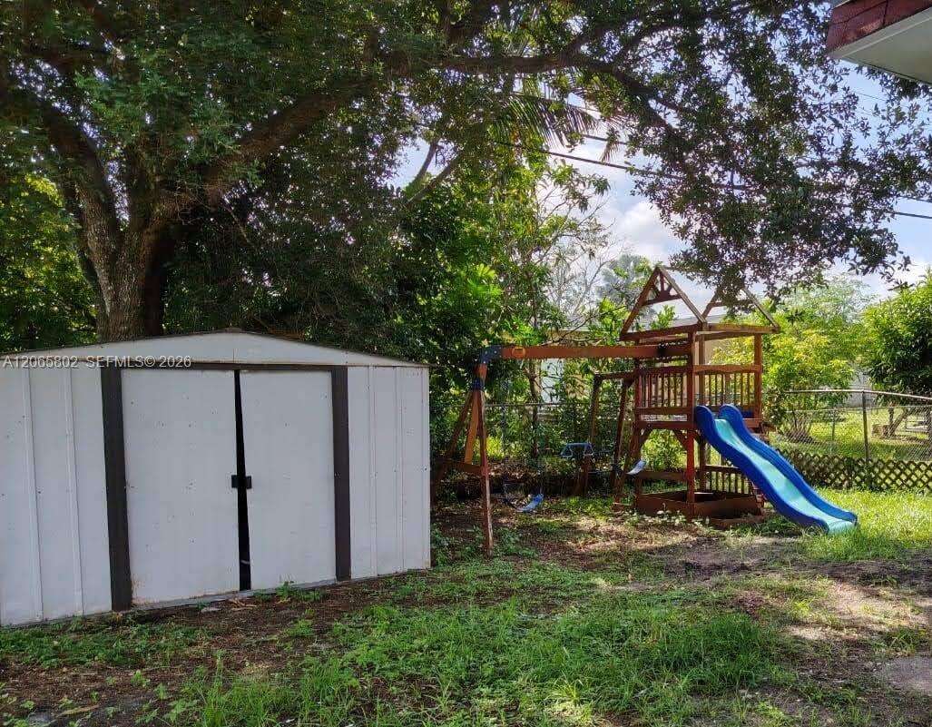 3141 73rd Ave, Hollywood, FL 33024 - For Sale photo 18
