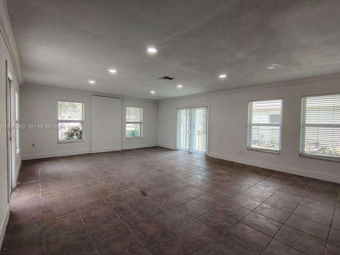 3141 73rd Ave, Hollywood, FL 33024 - For Sale photo 5