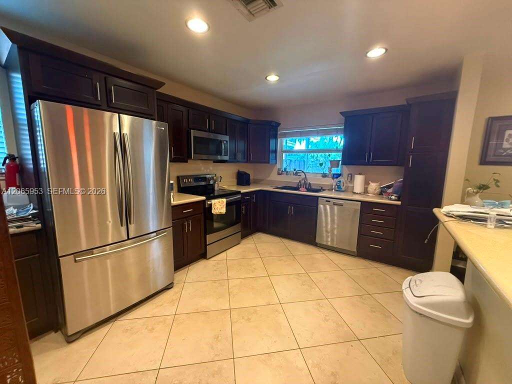 1905 47th Ave, Hollywood, FL 33021 - For Sale photo 6