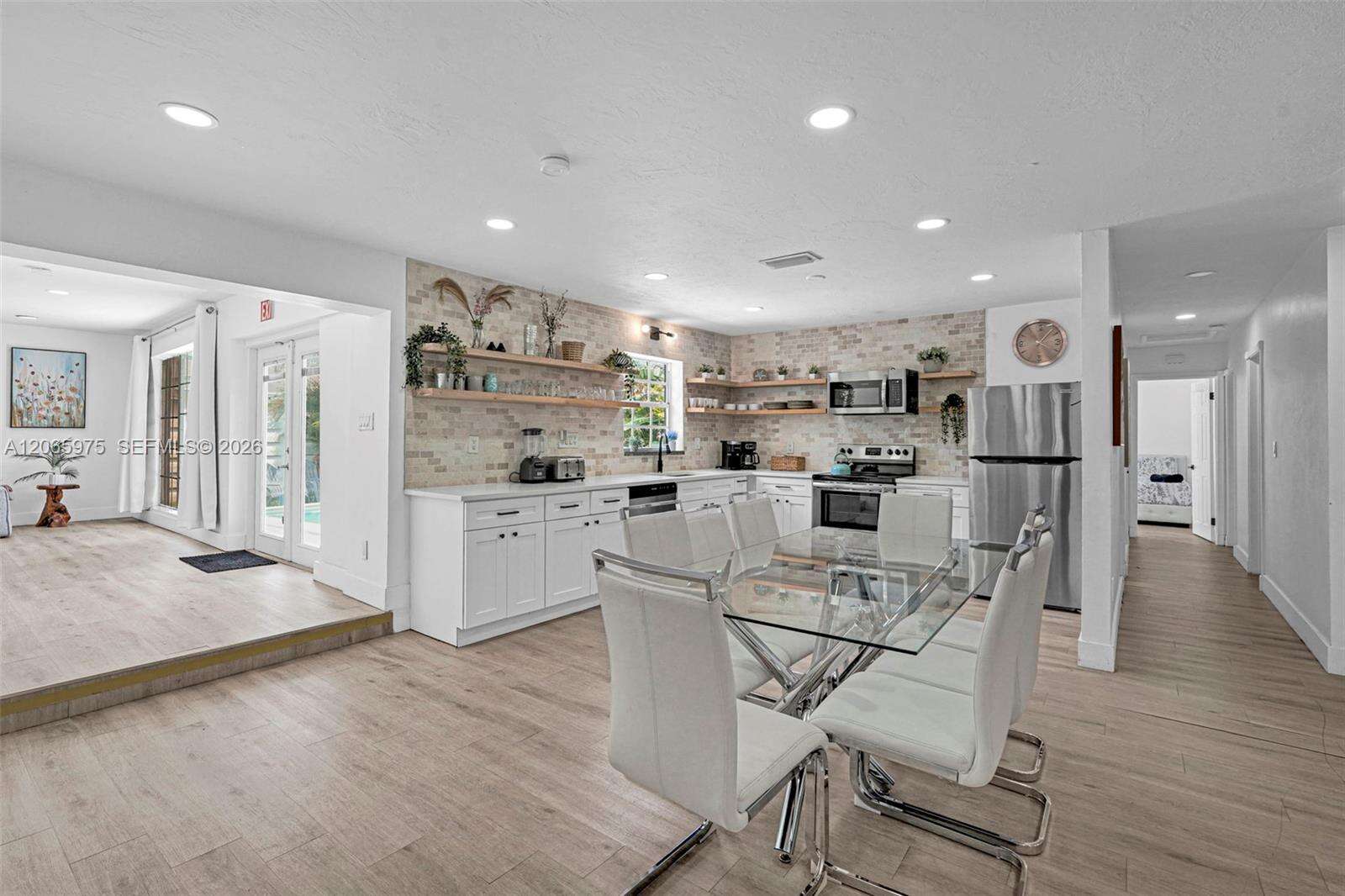 407 56th Ter, Hollywood, FL 33023 - For Sale photo 11
