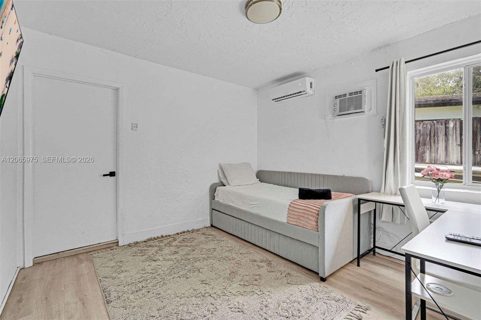 407 56th Ter, Hollywood, FL 33023 - For Sale photo 39