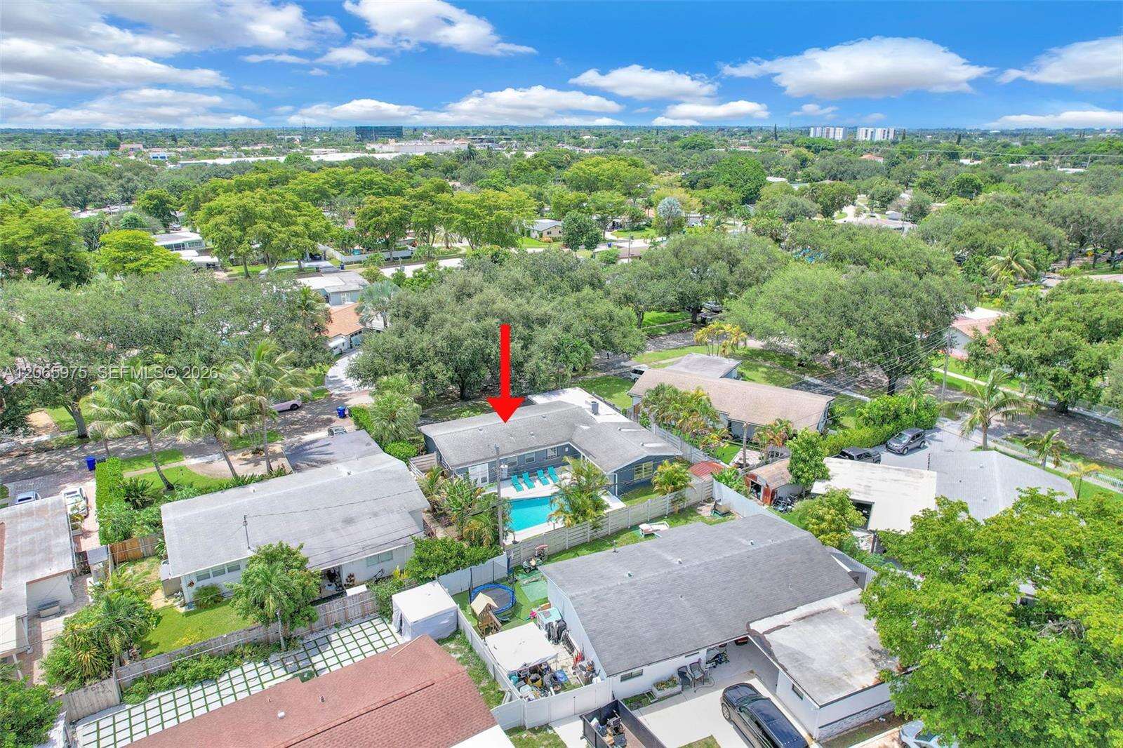 407 56th Ter, Hollywood, FL 33023 - For Sale photo 45