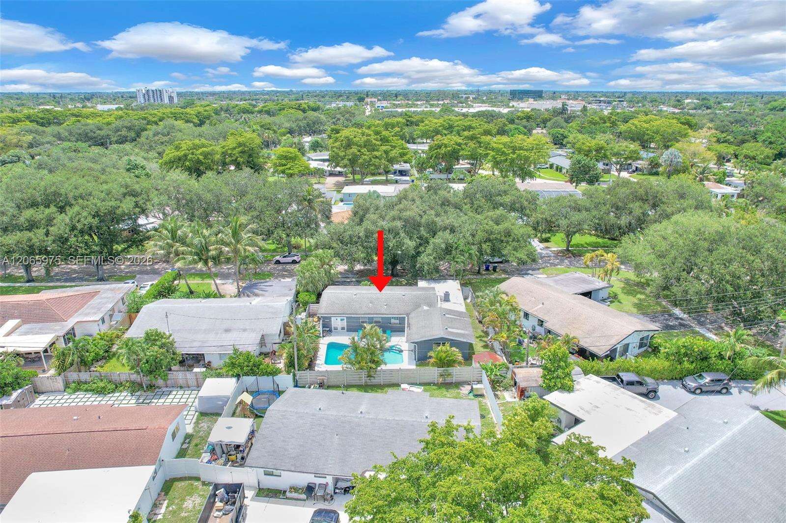407 56th Ter, Hollywood, FL 33023 - For Sale photo 46