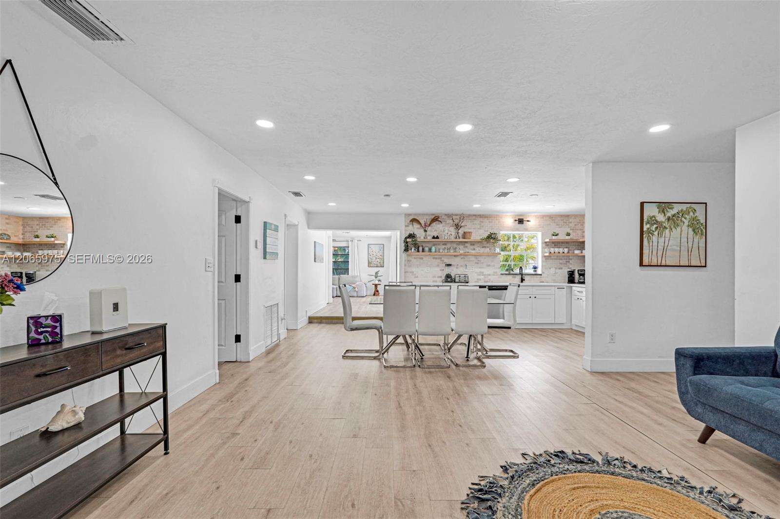 407 56th Ter, Hollywood, FL 33023 - For Sale photo 9