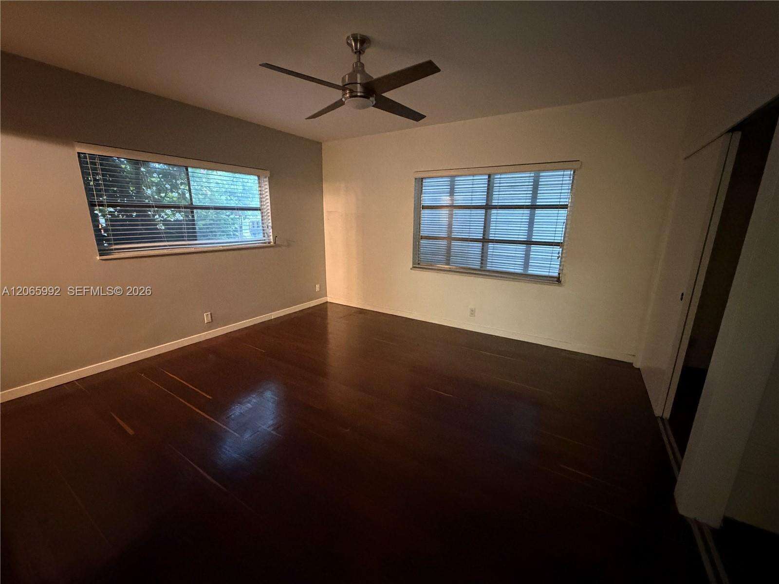 485 Shore Dr, Miami Beach, FL 33141 - Pending Sale photo 12