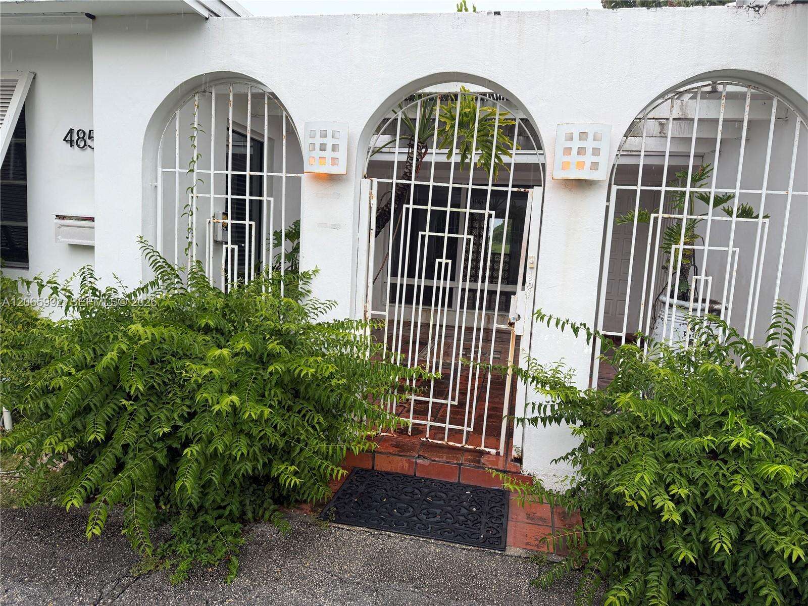 485 Shore Dr, Miami Beach, FL 33141 - Pending Sale photo 16