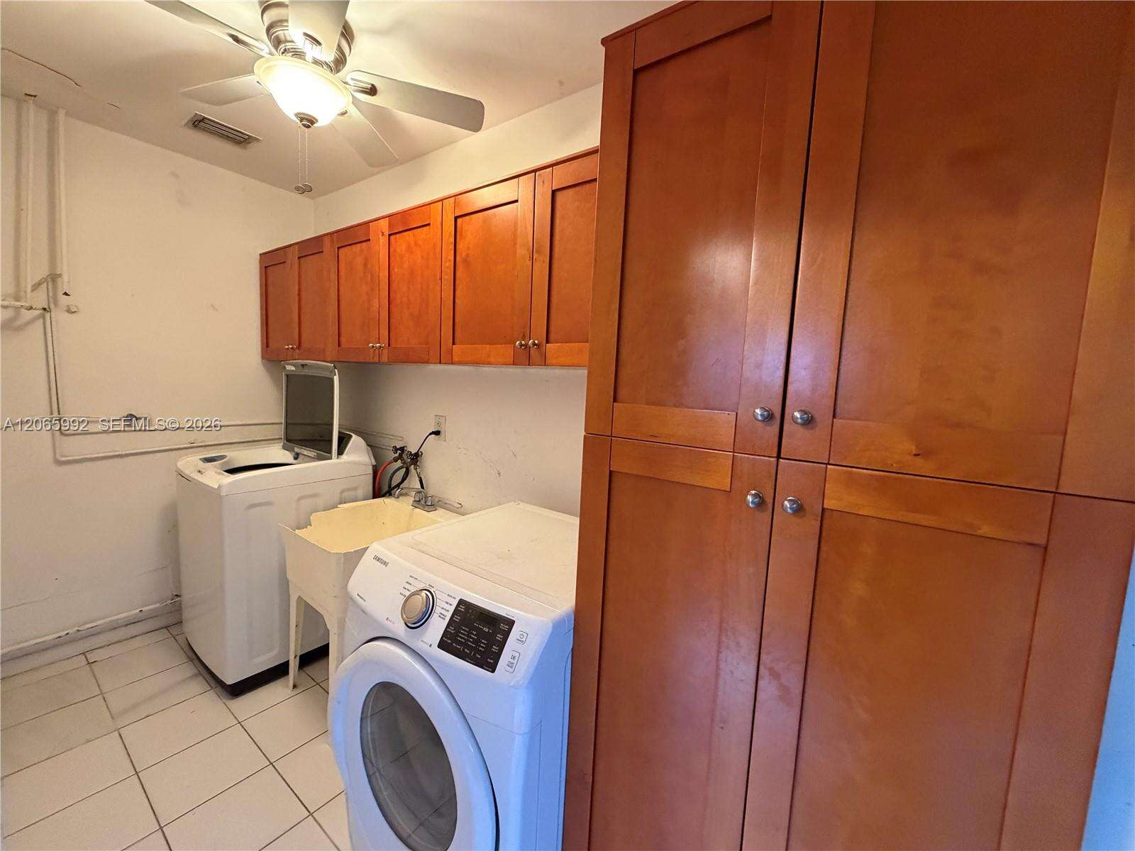 485 Shore Dr, Miami Beach, FL 33141 - Pending Sale photo 5