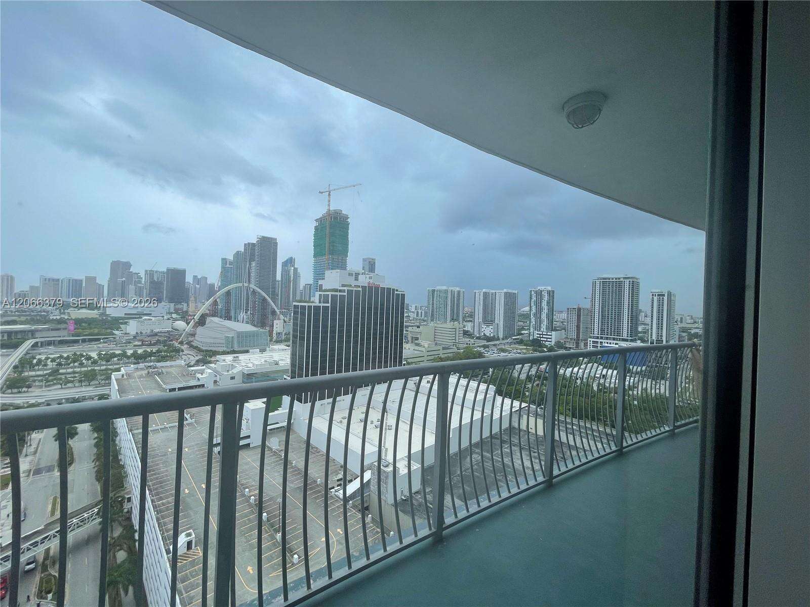 1750 Bayshore Dr 2810, Miami, FL 33132 - For Sale photo 6
