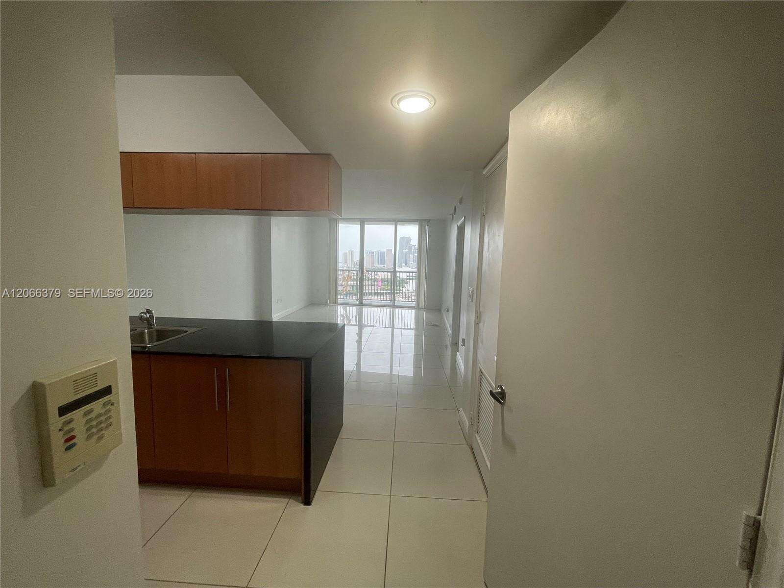 1750 Bayshore Dr 2810, Miami, FL 33132 - For Sale photo 9