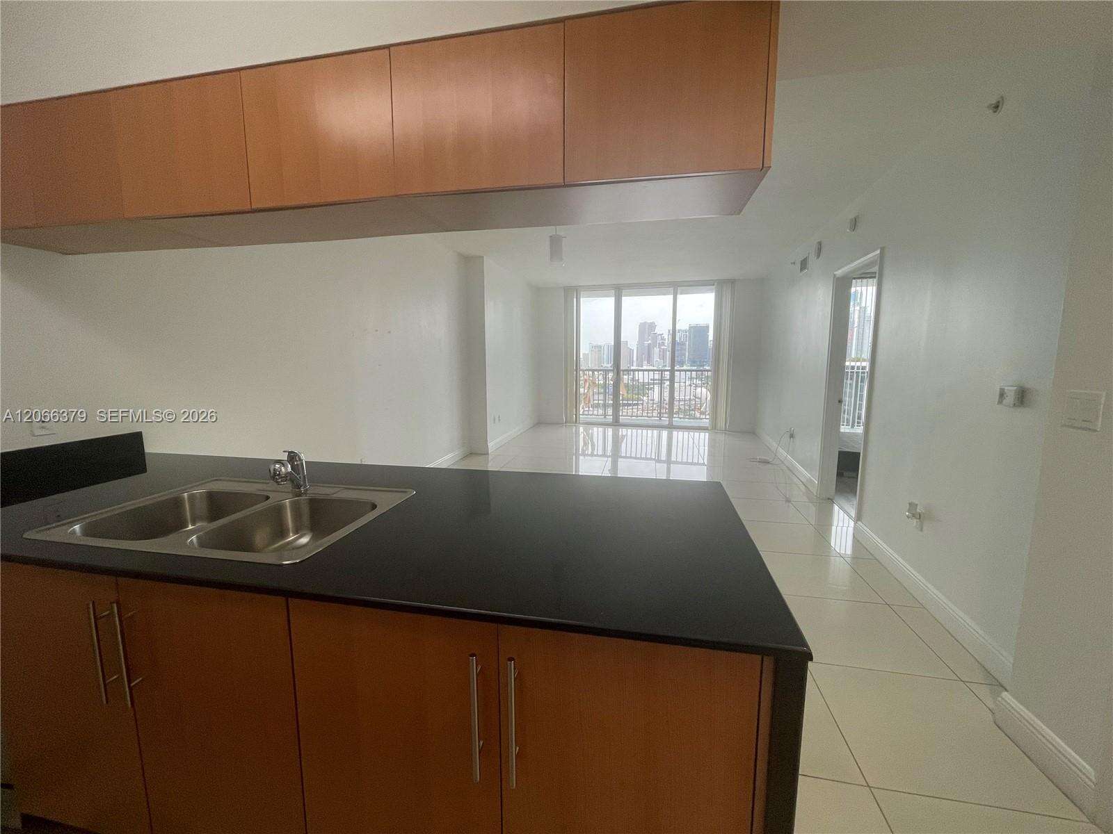 1750 Bayshore Dr 2810, Miami, FL 33132 - For Sale photo 10