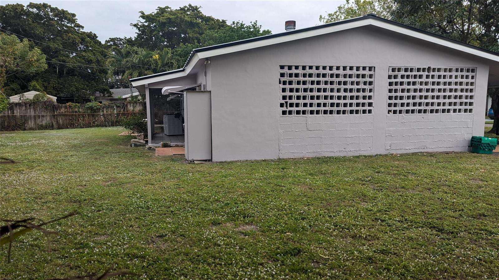 2080 38th, Fort Lauderdale, FL 33312 - For Sale photo 2