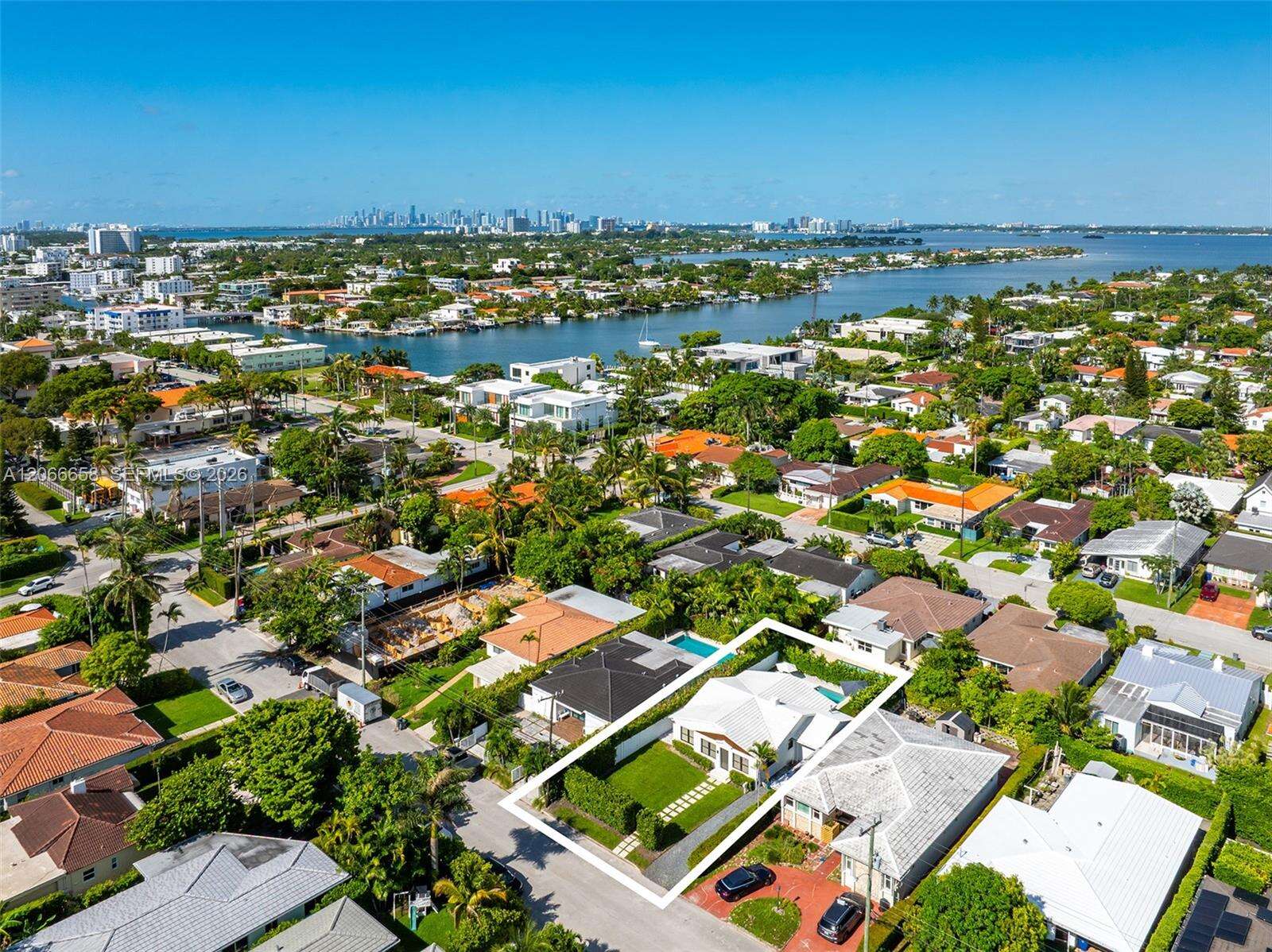 8844 Abbott Ave, Surfside, FL 33154 - For Sale photo 38