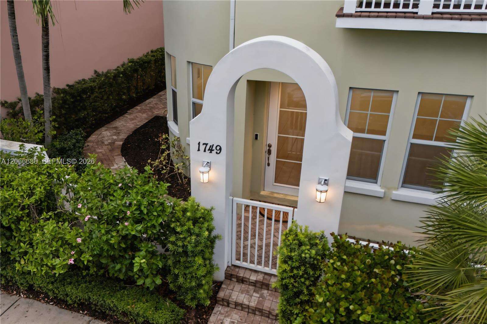 1749 9th St, Fort Lauderdale, FL 33304 - For Sale photo 4